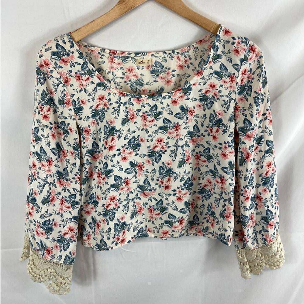 Hollister Co Floral Lace Trim Crop Top Size XS